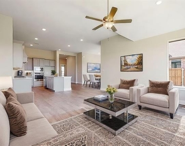 1432 Lawnview Drive - Photo Thumbnail 5