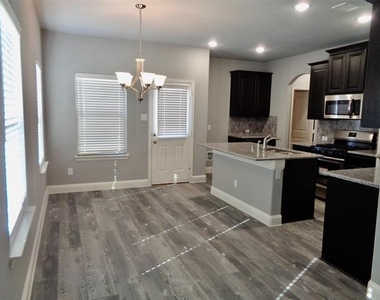 620 Dogwood Drive - Photo Thumbnail 2