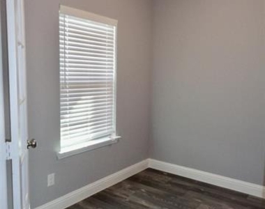 620 Dogwood Drive - Photo Thumbnail 5