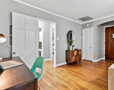 4206 Somerville Avenue - Photo Thumbnail 23
