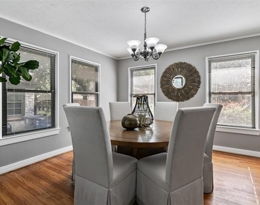 4206 Somerville Avenue - Photo Thumbnail 4