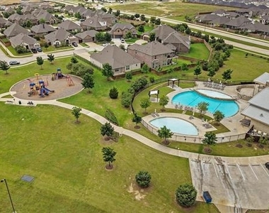 6625 Texas Cowboy Drive - Photo Thumbnail 19