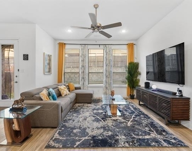 6625 Texas Cowboy Drive - Photo Thumbnail 8