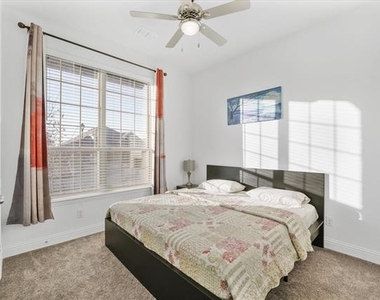 6625 Texas Cowboy Drive - Photo Thumbnail 4