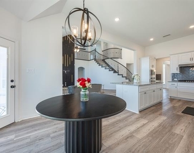 1111 Alaska Drive - Photo Thumbnail 18