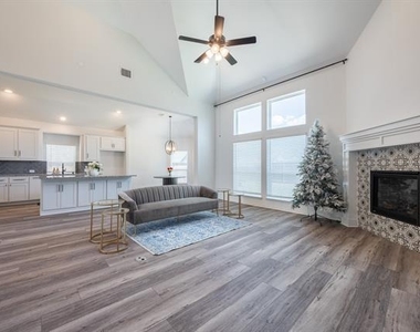 1111 Alaska Drive - Photo Thumbnail 21