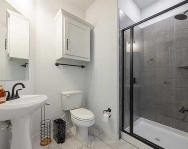 1111 Alaska Drive - Photo Thumbnail 8