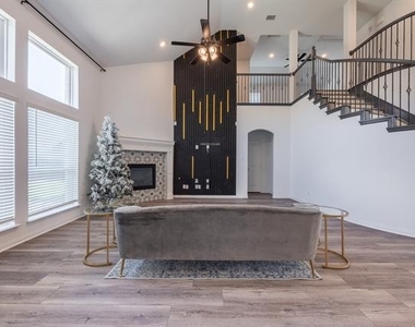 1111 Alaska Drive - Photo Thumbnail 24