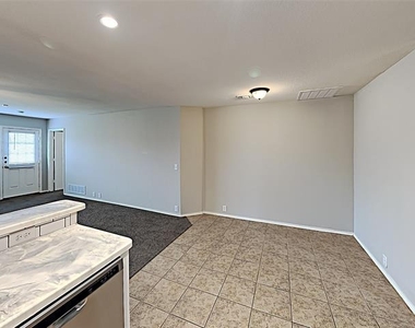 8901 King Ranch Drive - Photo Thumbnail 3