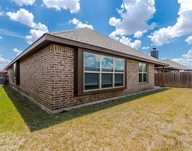225 Dakota Drive - Photo Thumbnail 19