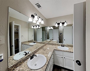 1714 Knob Hill Drive - Photo Thumbnail 13