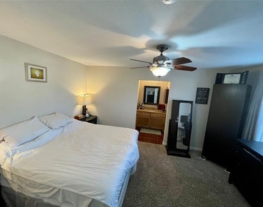 817 Bullock Street - Photo Thumbnail 13