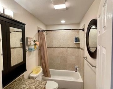 817 Bullock Street - Photo Thumbnail 15