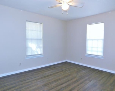 3812 Yellowstone Place - Photo Thumbnail 19