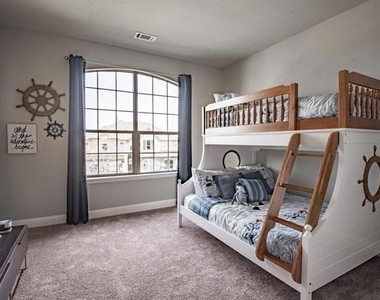 3000 Comal Court - Photo Thumbnail 17
