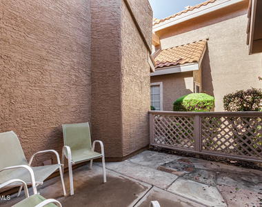 1633 E Lakeside Drive - Photo Thumbnail 24