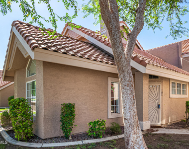 1633 E Lakeside Drive - Photo Thumbnail 1