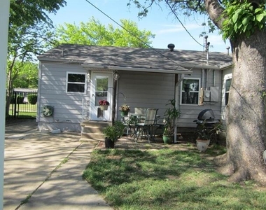 3984 Park Lane - Photo Thumbnail 24