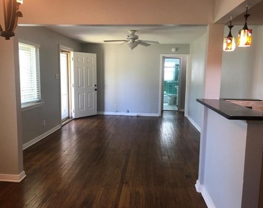 3984 Park Lane - Photo Thumbnail 3