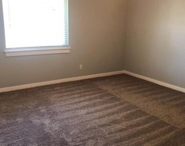 3984 Park Lane - Photo Thumbnail 15
