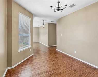 5208 Novato Place - Photo Thumbnail 8