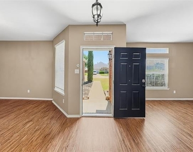 5208 Novato Place - Photo Thumbnail 2