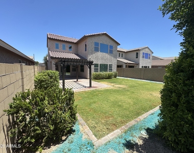 12141 W Desert Moon Way - Photo Thumbnail 24
