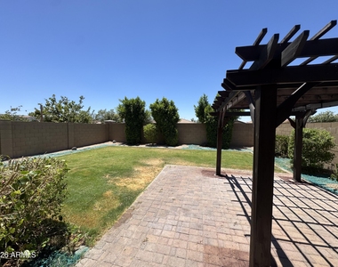 12141 W Desert Moon Way - Photo Thumbnail 26
