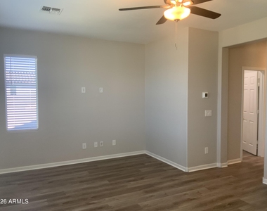 12141 W Desert Moon Way - Photo Thumbnail 20