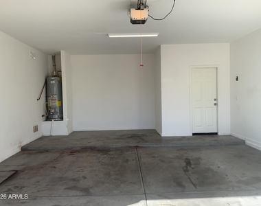 12141 W Desert Moon Way - Photo Thumbnail 23