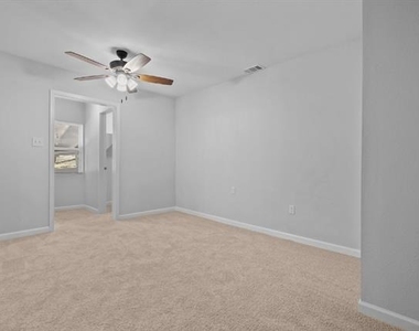 71 Crown Road - Photo Thumbnail 13
