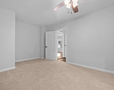 71 Crown Road - Photo Thumbnail 14