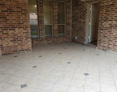 1214 Alabama Court - Photo Thumbnail 5