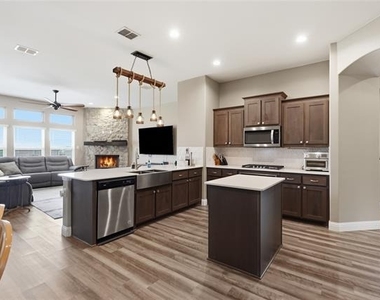 514 Kettlewood Court - Photo Thumbnail 5
