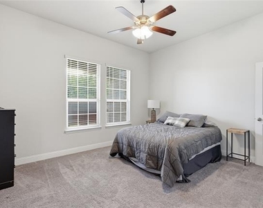 514 Kettlewood Court - Photo Thumbnail 16