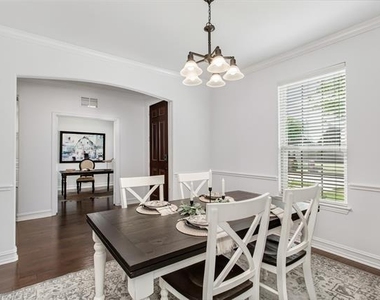 1034 Blanco Drive - Photo Thumbnail 4