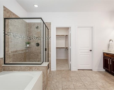 1034 Blanco Drive - Photo Thumbnail 23