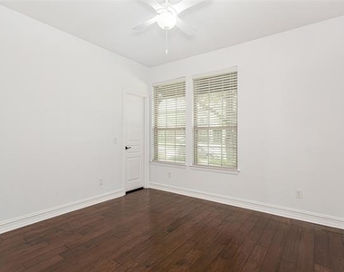 1034 Blanco Drive - Photo Thumbnail 27