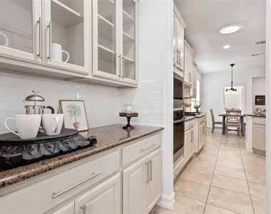 1034 Blanco Drive - Photo Thumbnail 15