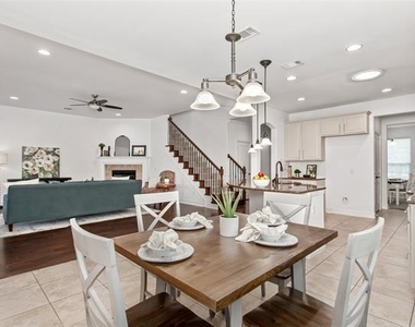 1034 Blanco Drive - Photo Thumbnail 10