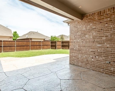 1034 Blanco Drive - Photo Thumbnail 34