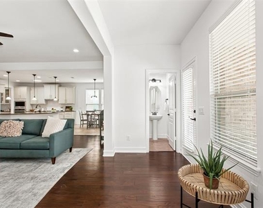 1034 Blanco Drive - Photo Thumbnail 17