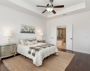 1034 Blanco Drive - Photo Thumbnail 21