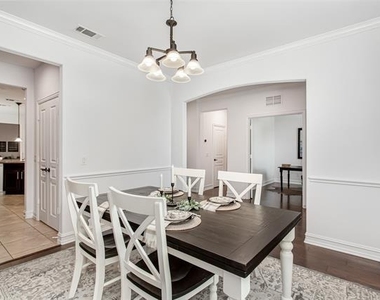 1034 Blanco Drive - Photo Thumbnail 3