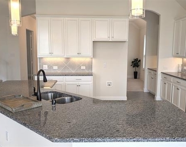 16284 Sage Crest Drive - Photo Thumbnail 12