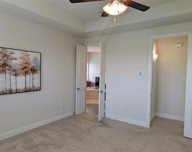 16284 Sage Crest Drive - Photo Thumbnail 15