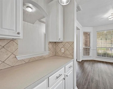 1711 Peregrine Drive - Photo Thumbnail 11