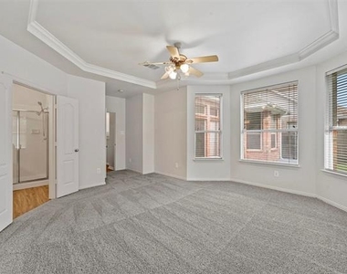 1711 Peregrine Drive - Photo Thumbnail 20