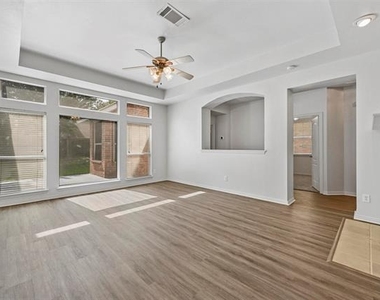 1711 Peregrine Drive - Photo Thumbnail 3