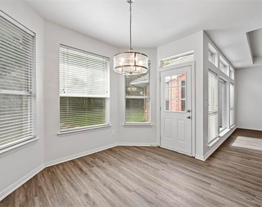 1711 Peregrine Drive - Photo Thumbnail 6